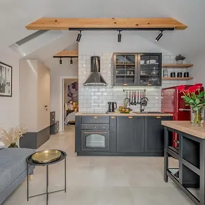 https://lct-city-design-apartments.splithotels.org
