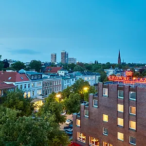 crowne-plaza-hamburg-city-alster.hamburg-hotels-de.com/